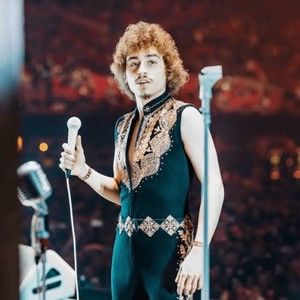 Meet your Posher, Taramee_